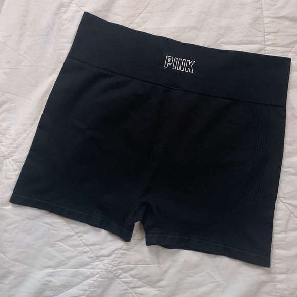 VS Seamless Shorts - Picture 3 of 6